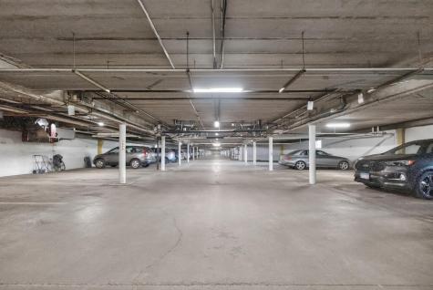 215 Barry Avenue S Wayzata MN 55391