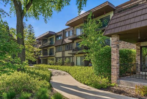 215 Barry Avenue S Wayzata MN 55391