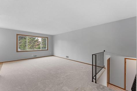 10276 Winter Place Eden Prairie MN 55347