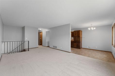 10276 Winter Place Eden Prairie MN 55347