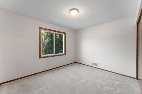 10276 Winter Place Eden Prairie MN 55347