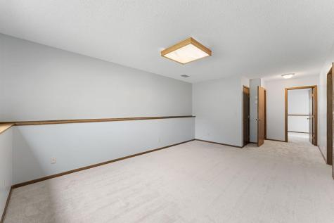 10276 Winter Place Eden Prairie MN 55347