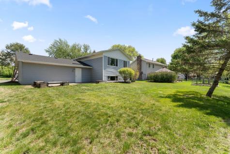 10276 Winter Place Eden Prairie MN 55347