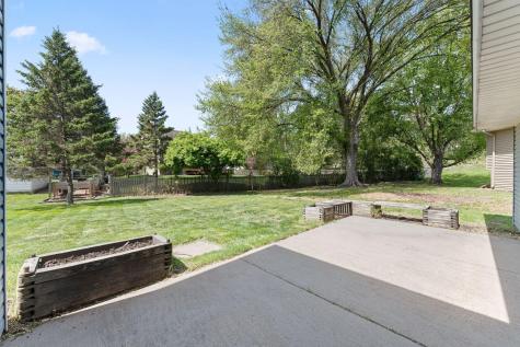 10276 Winter Place Eden Prairie MN 55347