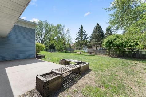 10276 Winter Place Eden Prairie MN 55347