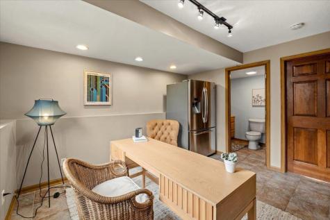11250 N Eagle Lake Boulevard Maple Grove MN 55369
