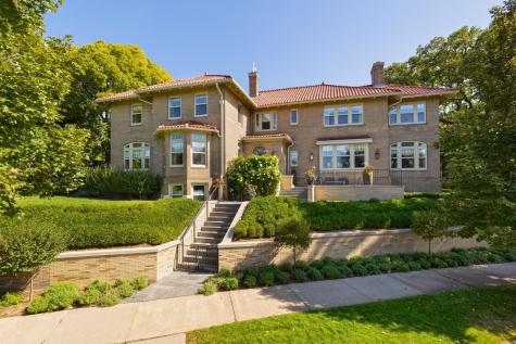 2119 E Lake Of The Isles Parkway Minneapolis MN 55405