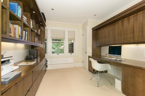 2119 E Lake Of The Isles Parkway Minneapolis MN 55405