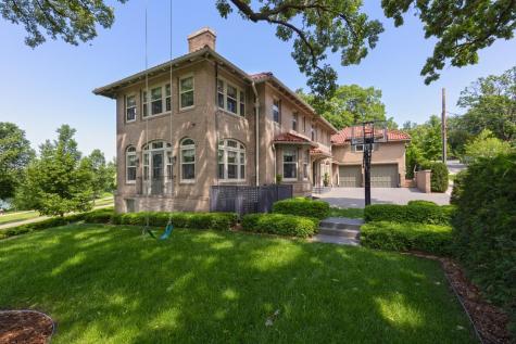 2119 E Lake Of The Isles Parkway Minneapolis MN 55405