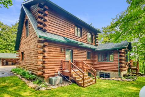32360 SW Pickerel Lake Road Detroit Lakes MN 56501