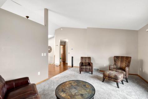 3301 30 Avenue S Fargo ND 58103