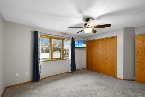 3301 30 Avenue S Fargo ND 58103
