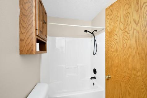 3301 30 Avenue S Fargo ND 58103