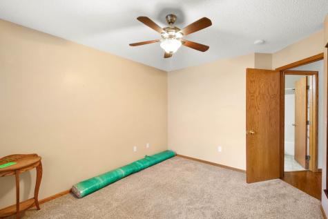 3301 30 Avenue S Fargo ND 58103