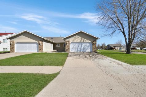 3301 30 Avenue S Fargo ND 58103