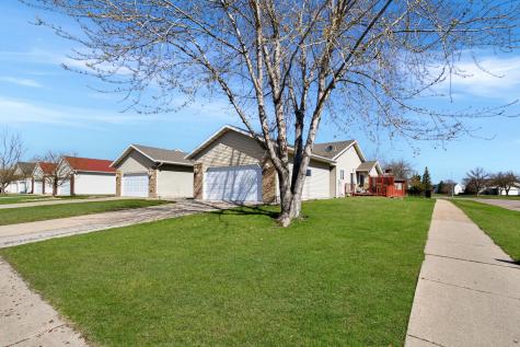 3301 30 Avenue S Fargo ND 58103
