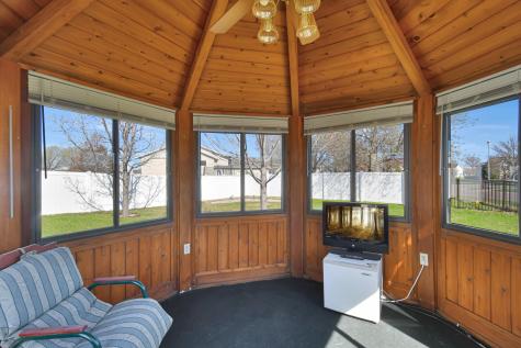 3301 30 Avenue S Fargo ND 58103