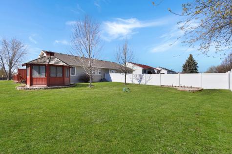 3301 30 Avenue S Fargo ND 58103