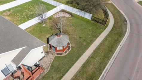 3301 30 Avenue S Fargo ND 58103