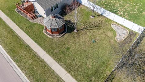 3301 30 Avenue S Fargo ND 58103