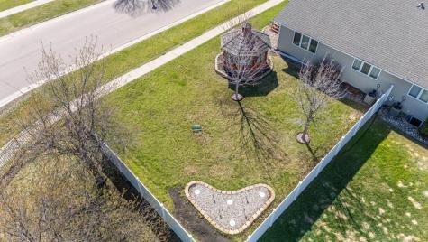 3301 30 Avenue S Fargo ND 58103