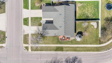 3301 30 Avenue S Fargo ND 58103