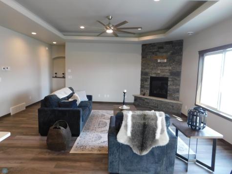 4203 Pine Parkway S Fargo ND 58104