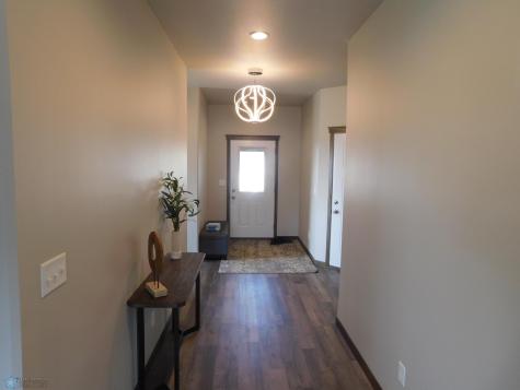 4203 Pine Parkway S Fargo ND 58104