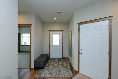 4203 Pine Parkway S Fargo ND 58104