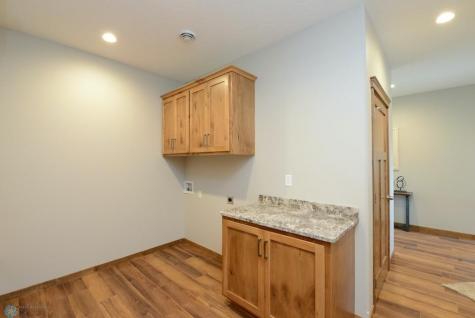 4203 Pine Parkway S Fargo ND 58104