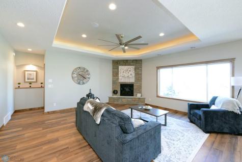 4203 Pine Parkway S Fargo ND 58104