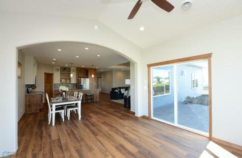 4203 Pine Parkway S Fargo ND 58104