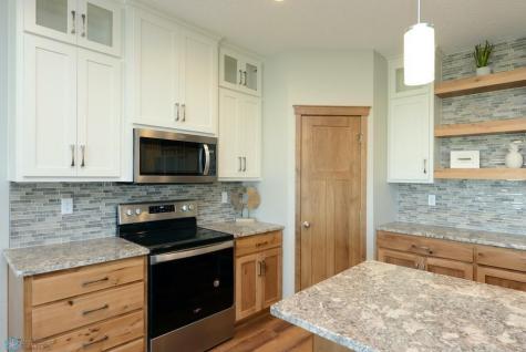 4203 Pine Parkway S Fargo ND 58104