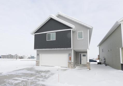2387 Eagle Valley Drive S Fargo ND 58104