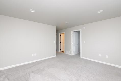 2387 Eagle Valley Drive S Fargo ND 58104