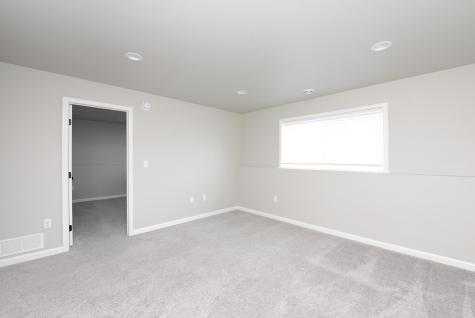 2387 Eagle Valley Drive S Fargo ND 58104
