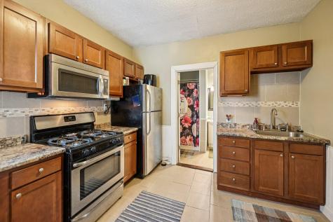 878 Magnolia Avenue E Saint Paul MN 55106