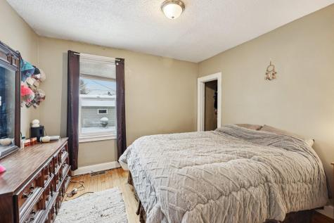 878 Magnolia Avenue E Saint Paul MN 55106