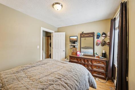 878 Magnolia Avenue E Saint Paul MN 55106