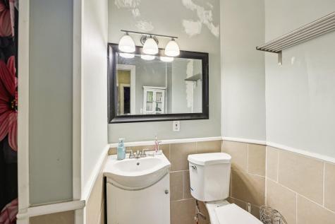 878 Magnolia Avenue E Saint Paul MN 55106