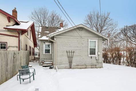 878 Magnolia Avenue E Saint Paul MN 55106