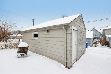 878 Magnolia Avenue E Saint Paul MN 55106
