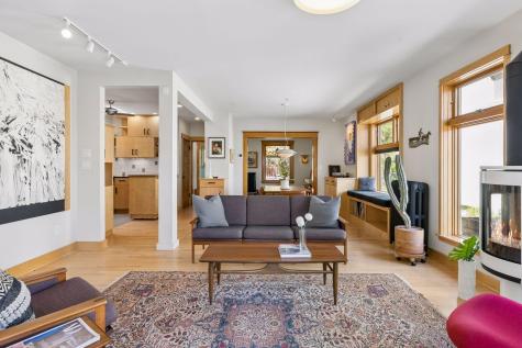686 23rd Avenue NE Minneapolis MN 55418