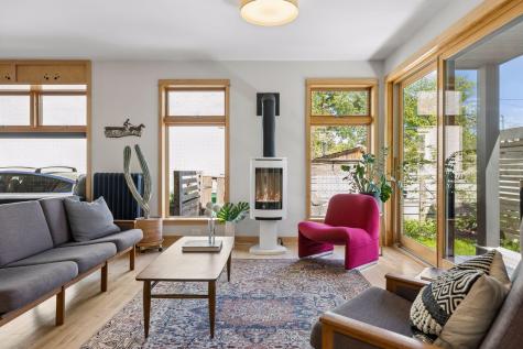686 23rd Avenue NE Minneapolis MN 55418