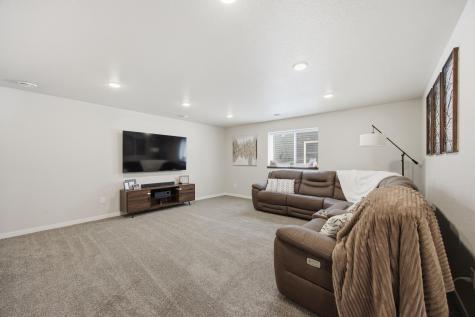 709 1st Avenue Horace ND 58047