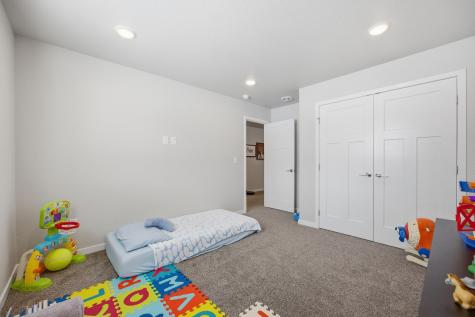 709 1st Avenue Horace ND 58047