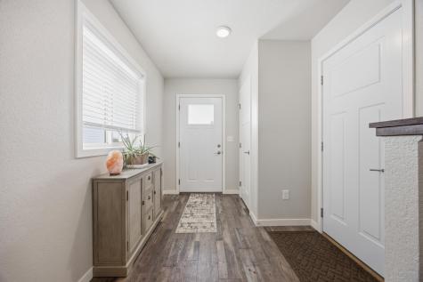 709 1st Avenue Horace ND 58047