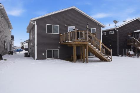 709 1st Avenue Horace ND 58047