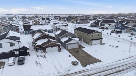 709 1st Avenue Horace ND 58047