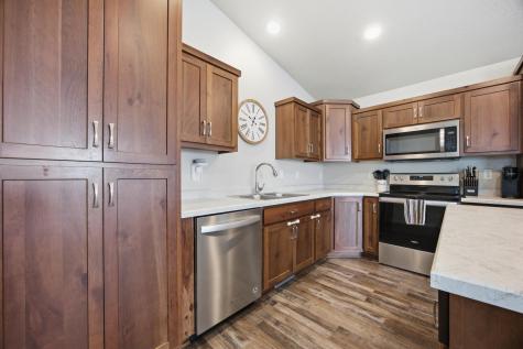 709 1st Avenue Horace ND 58047